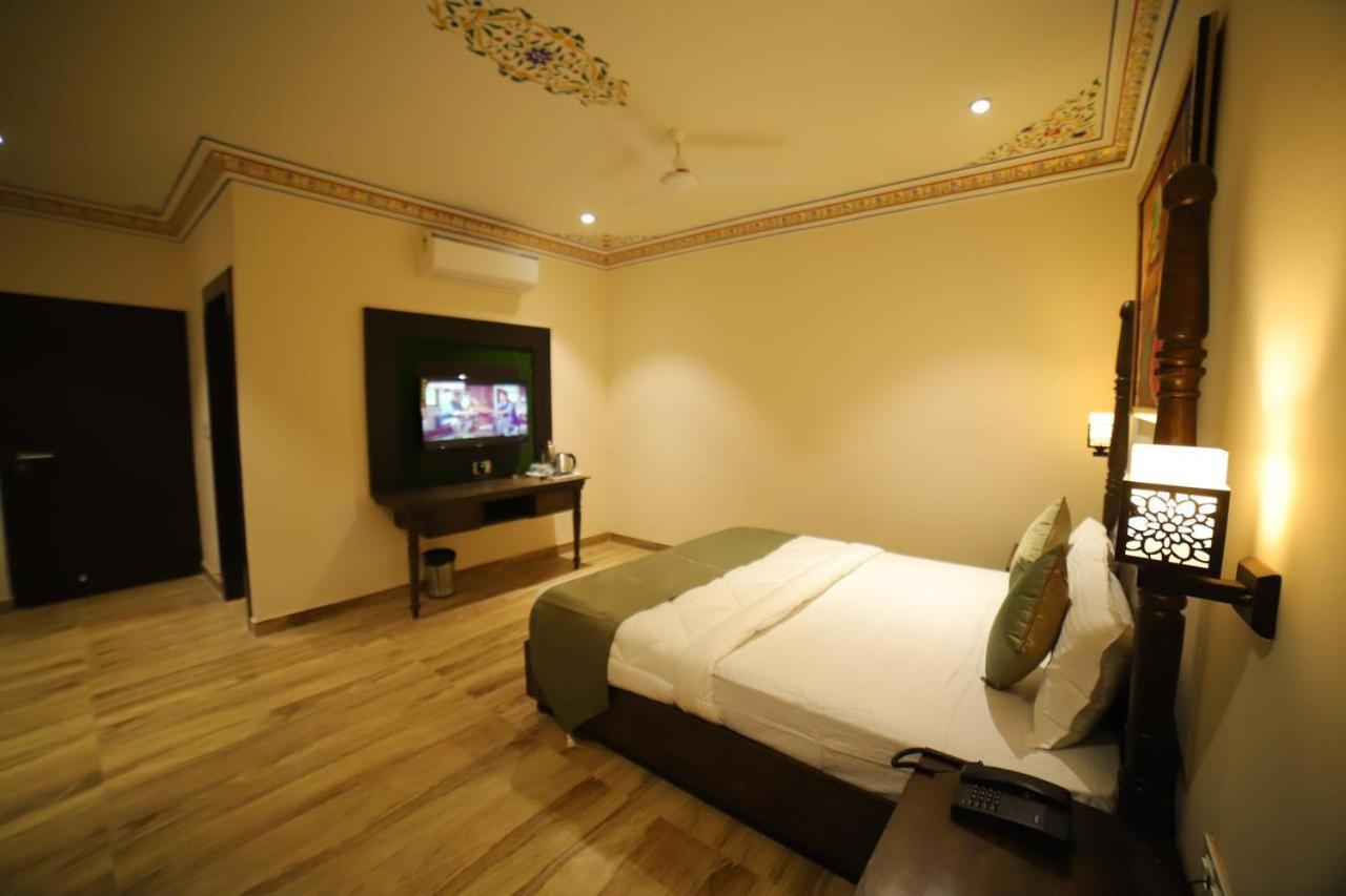 The Royal Ville Agra - Family & Corporate Hotel Exterior photo