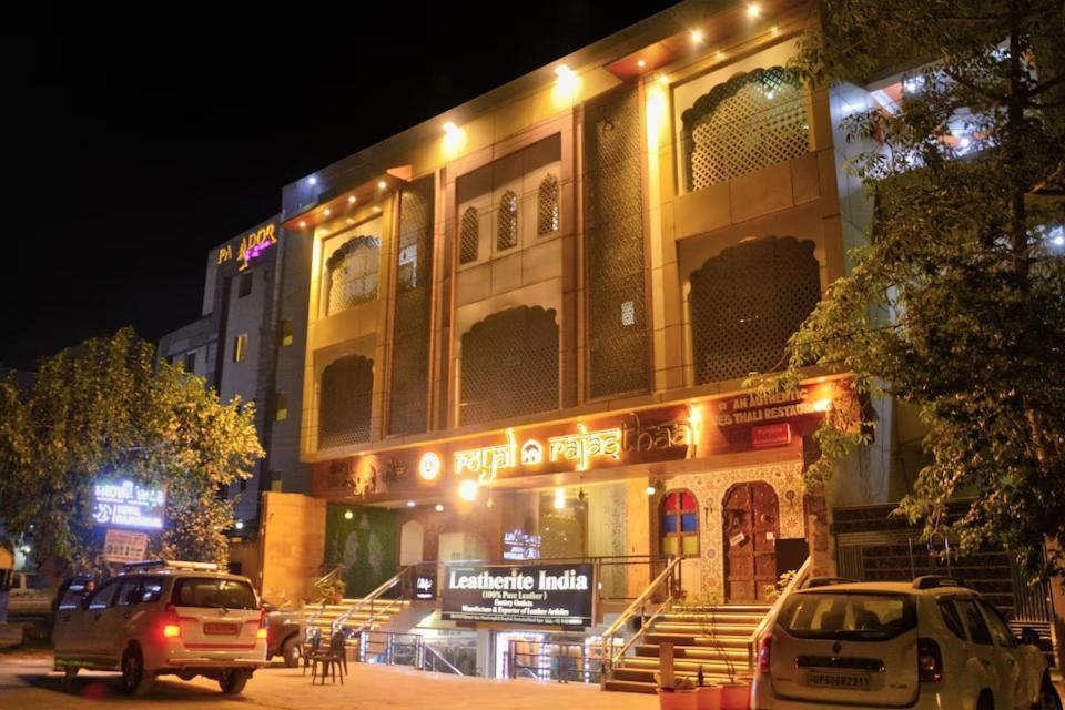 The Royal Ville Agra - Family & Corporate Hotel Exterior photo