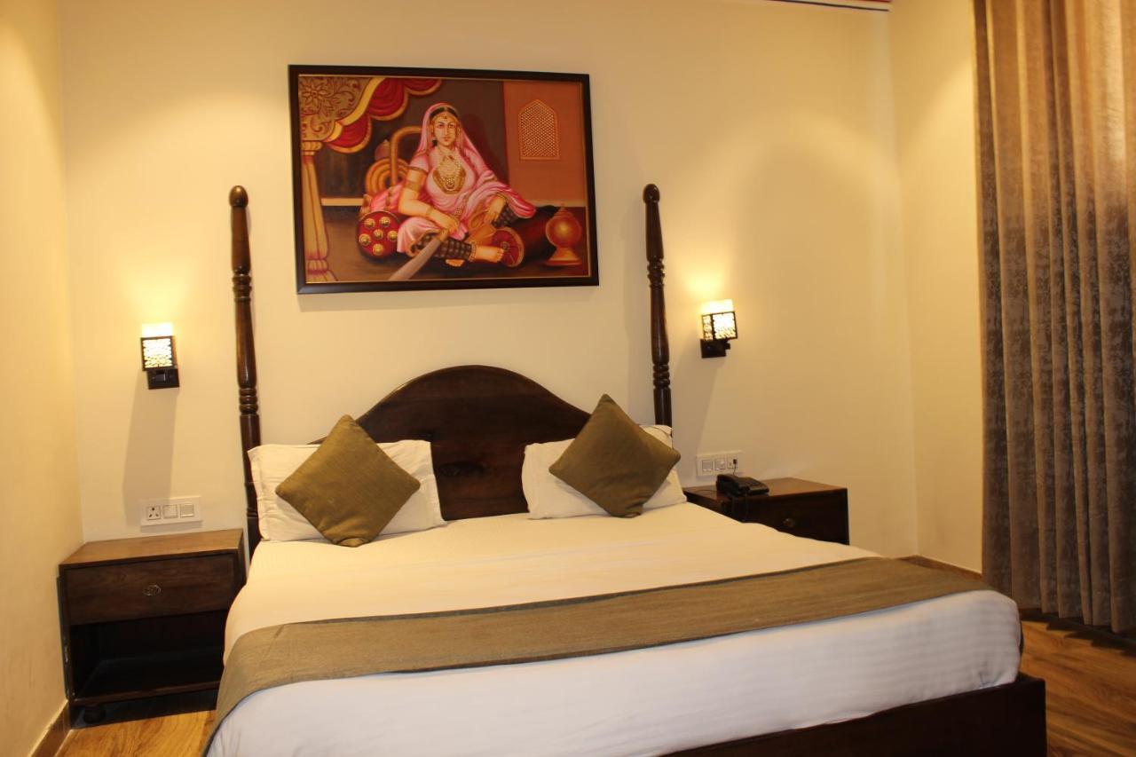 The Royal Ville Agra - Family & Corporate Hotel Exterior photo