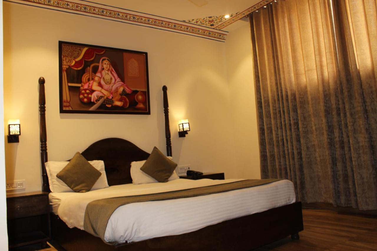 The Royal Ville Agra - Family & Corporate Hotel Exterior photo